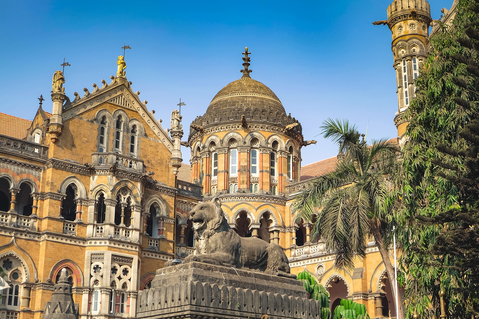 Top 8 Mumbai Attractions | Maya Mobile