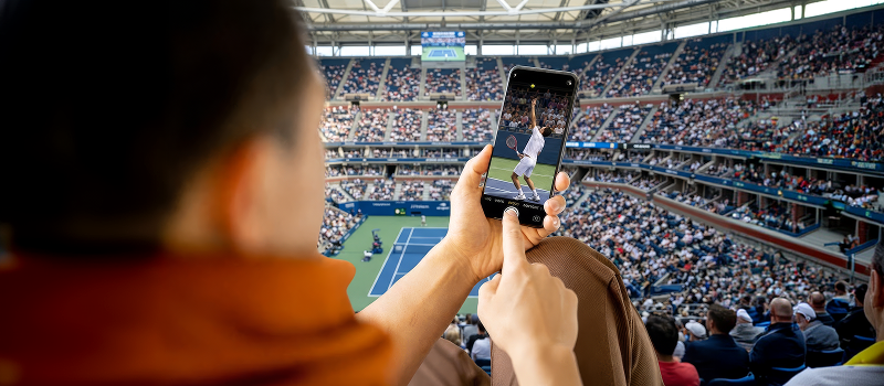 use eSIM to stay connected in london